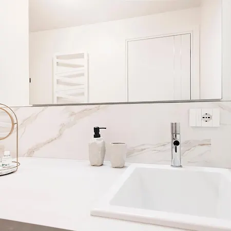 Easylife - Design And Relax In The Heart Of * Милан