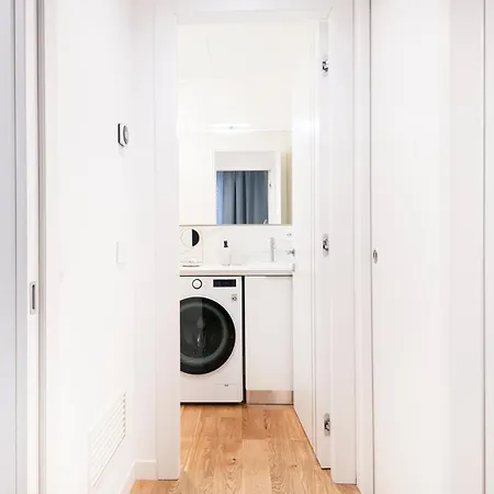Easylife - Design And Relax In The Heart Of
